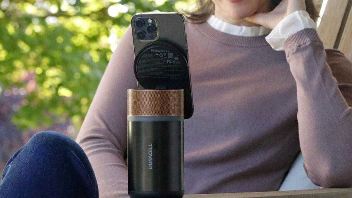 Duracell представила зарядную станцию в виде гигантской батарейки 3 original