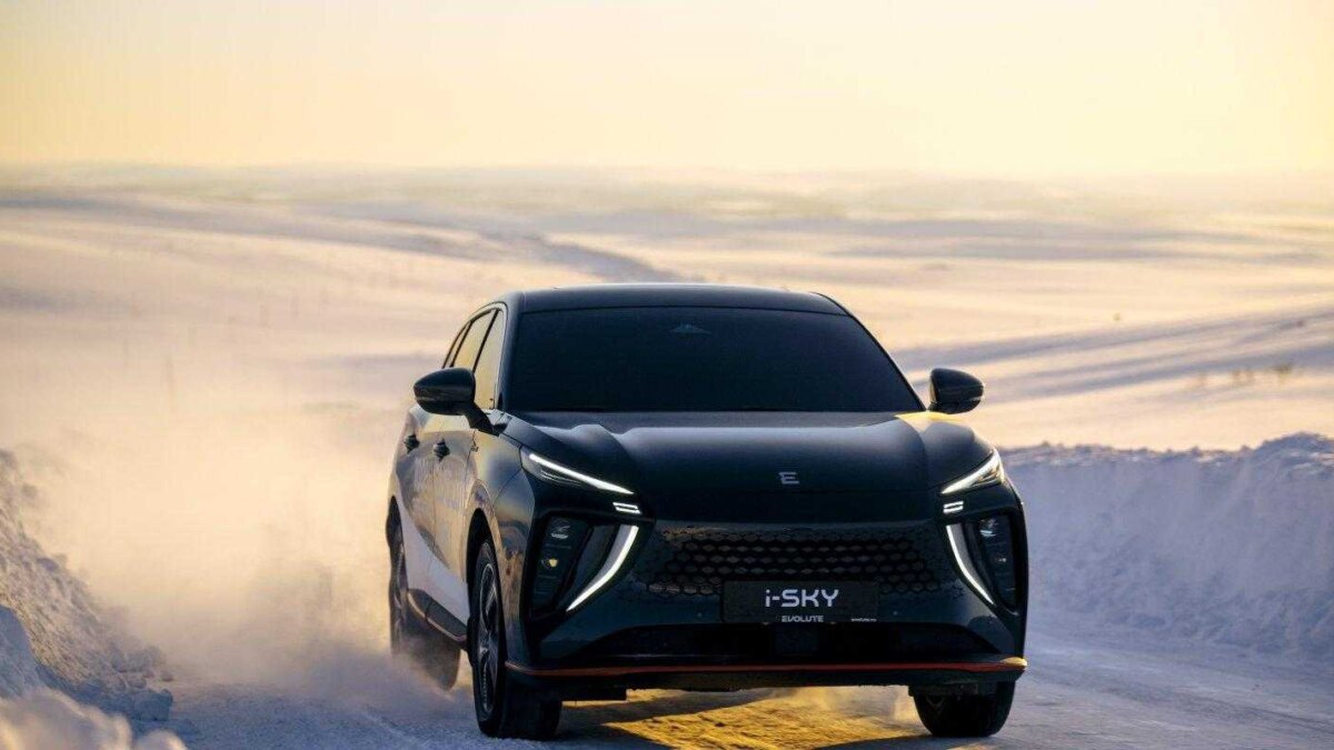 В России началось производство электрокроссовера Evolute i-Sky 4 original 3