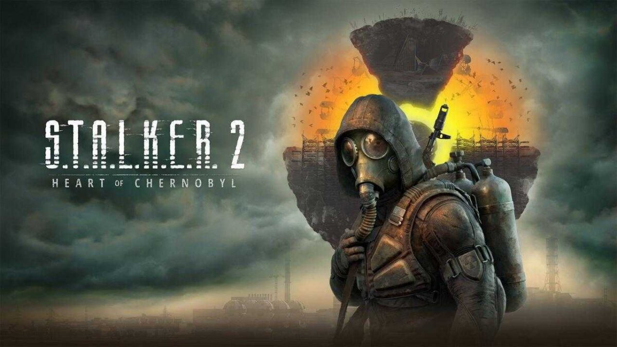 Деталь персонажа S.T.A.L.K.E.R. 2: защитный костюм, газовая маска и рюкзак на фоне разрушенного пейзажа