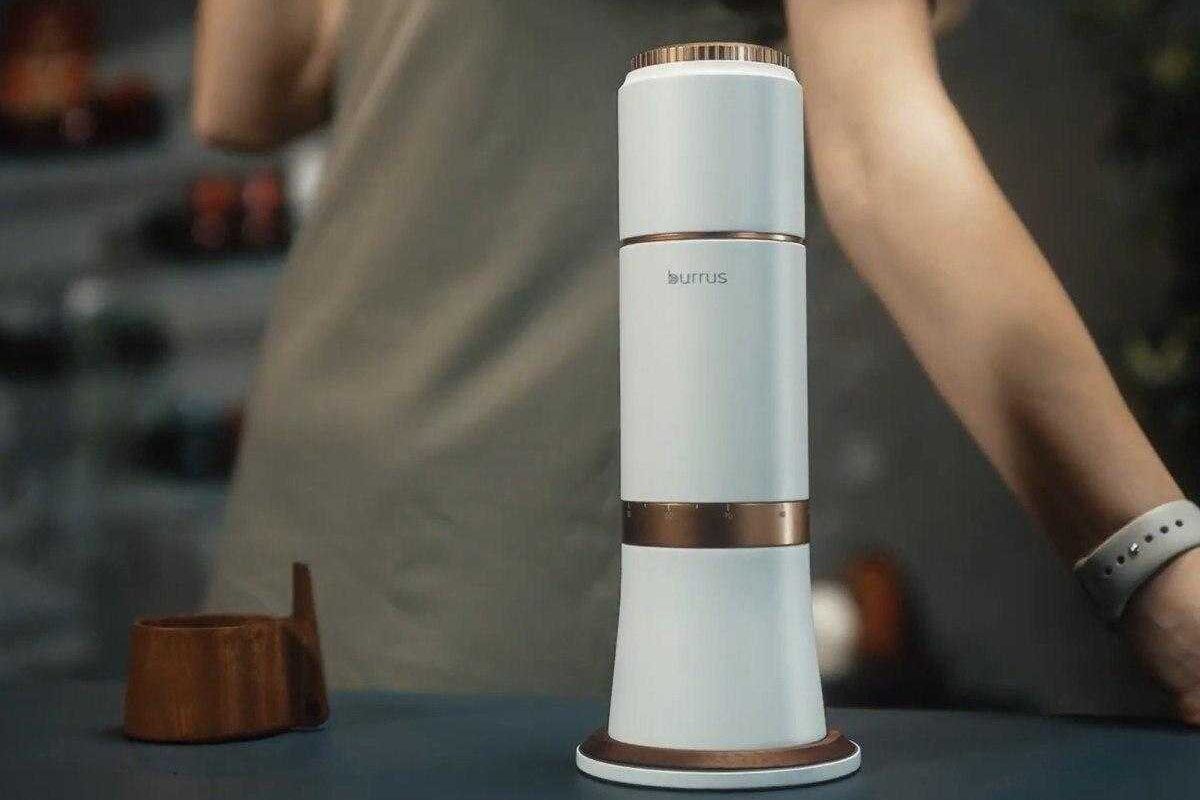 Kickstarter представил умную кофемолку BURRUS 2 photo 2023 11 19 21 15 23