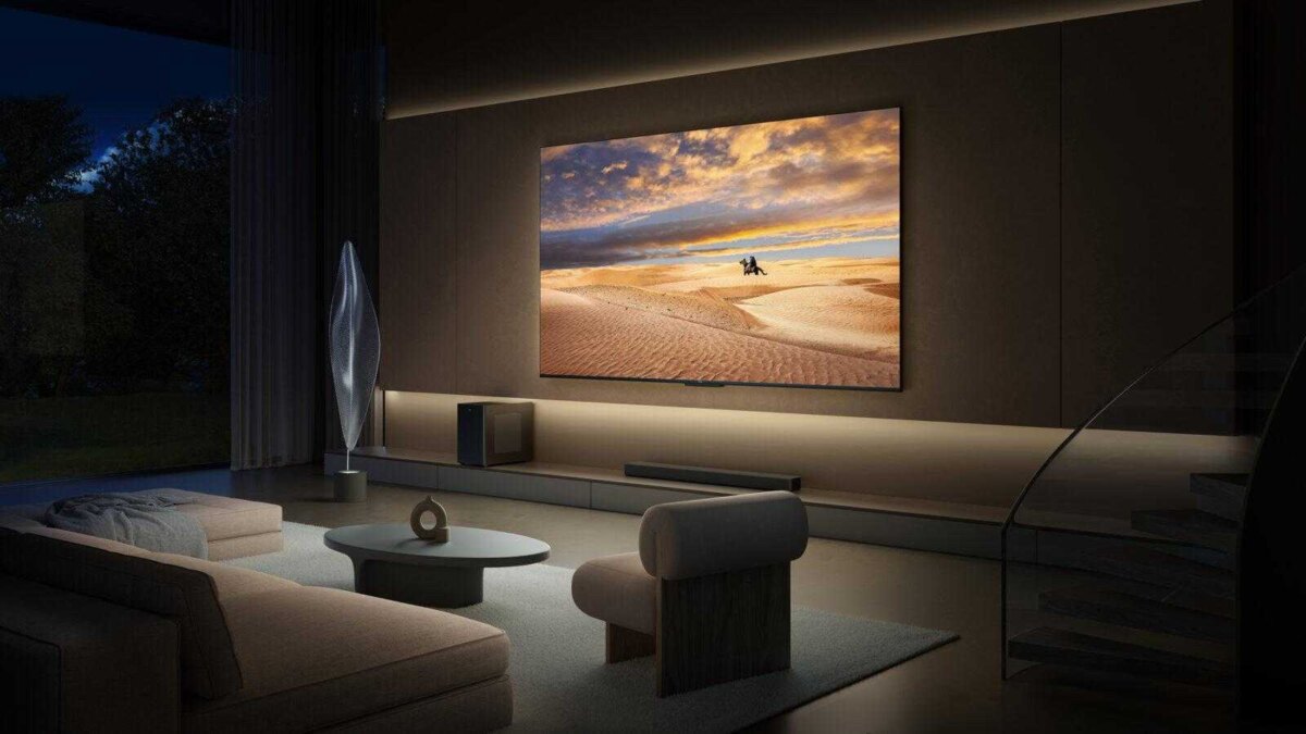 tcl priedstavliaiet novieishuiu linieiku svierkhbolshikh tielievizorov priemium klassa qd mini led tv i umnuiu bytovuiu tiekhniku 1