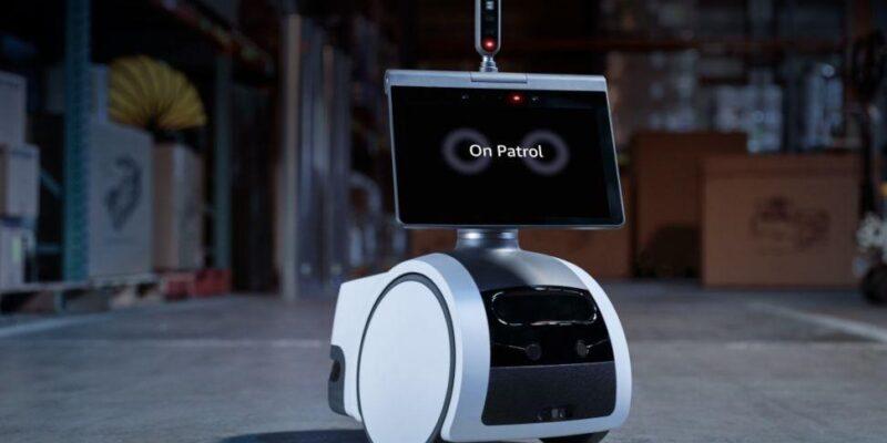 Amazon представила робота-сторожа Astro for Business (z9kx7p6f6mb5tnxgmrtfva 1200 80)