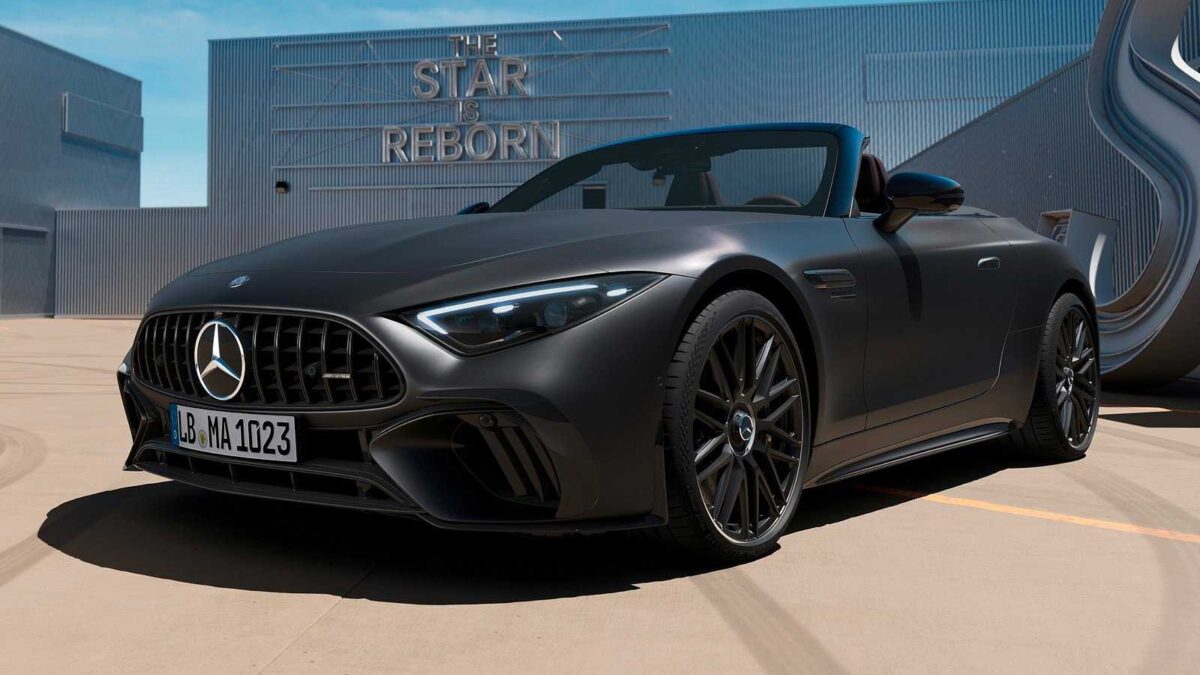 Mercedes презентовала мощный автомобиль SL 63 S E Performance 3 2024 mercedes amg sl63 s e performance front angle view carbuzz 1209871 1600