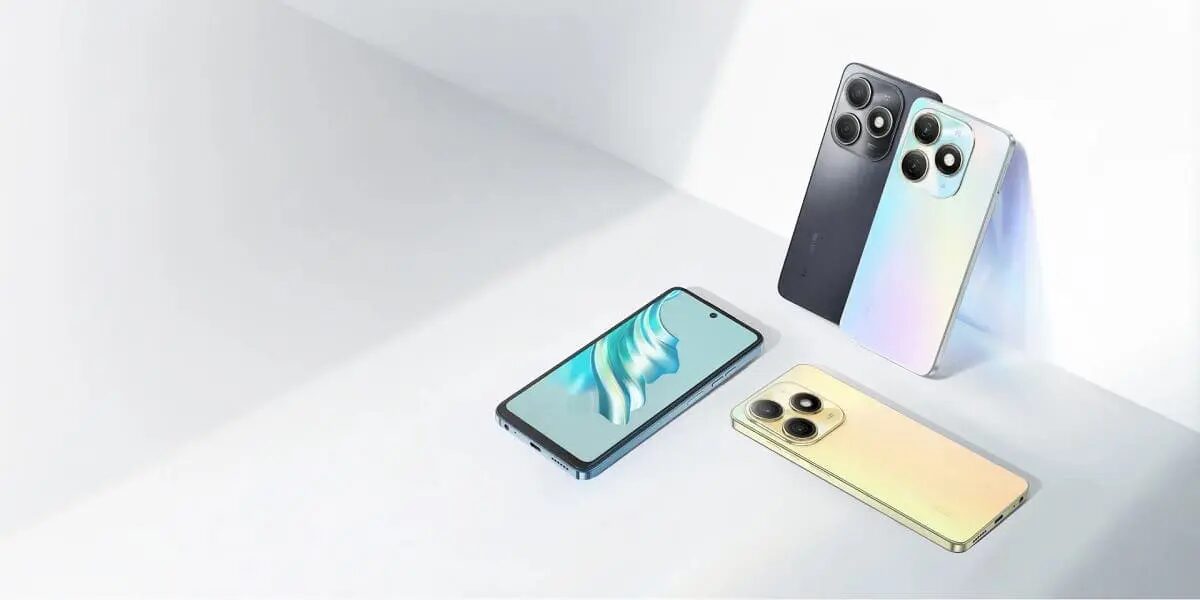 Современные смартфоны TECNO SPARK 20 Pro и 20 Pro+ на белом фоне с камерами задней панели и экраном