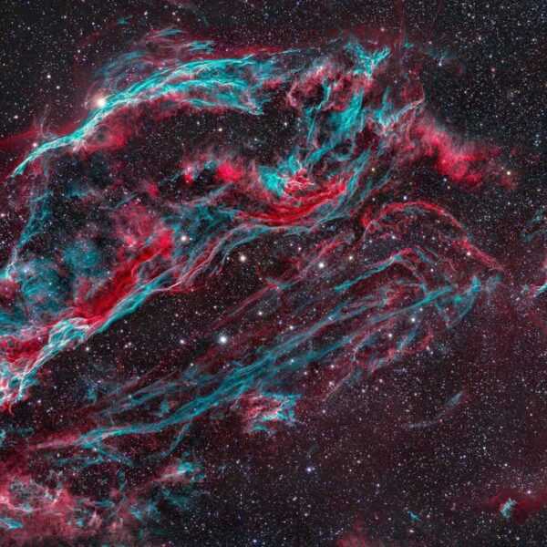 Астрофотограф показал красочный снимок космической туманности Вуаль (7qckkwwiexgddh3zn9l7cx)