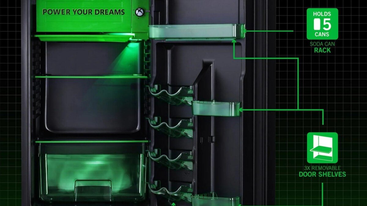 Microsoft выпустила третью версию холодильника в стиле Xbox Series X 7