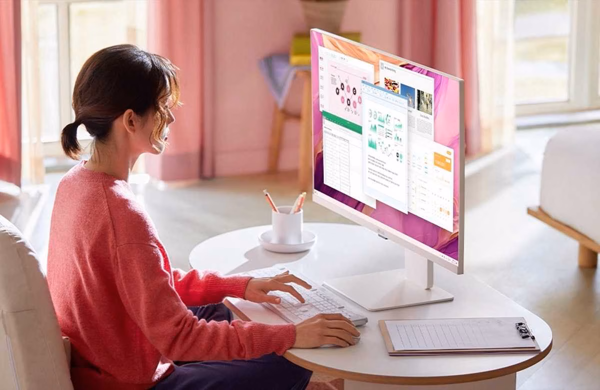 Каталог мониторов LG пополнили две новые модели серии MyView 3 lg myview 32sr83u 14