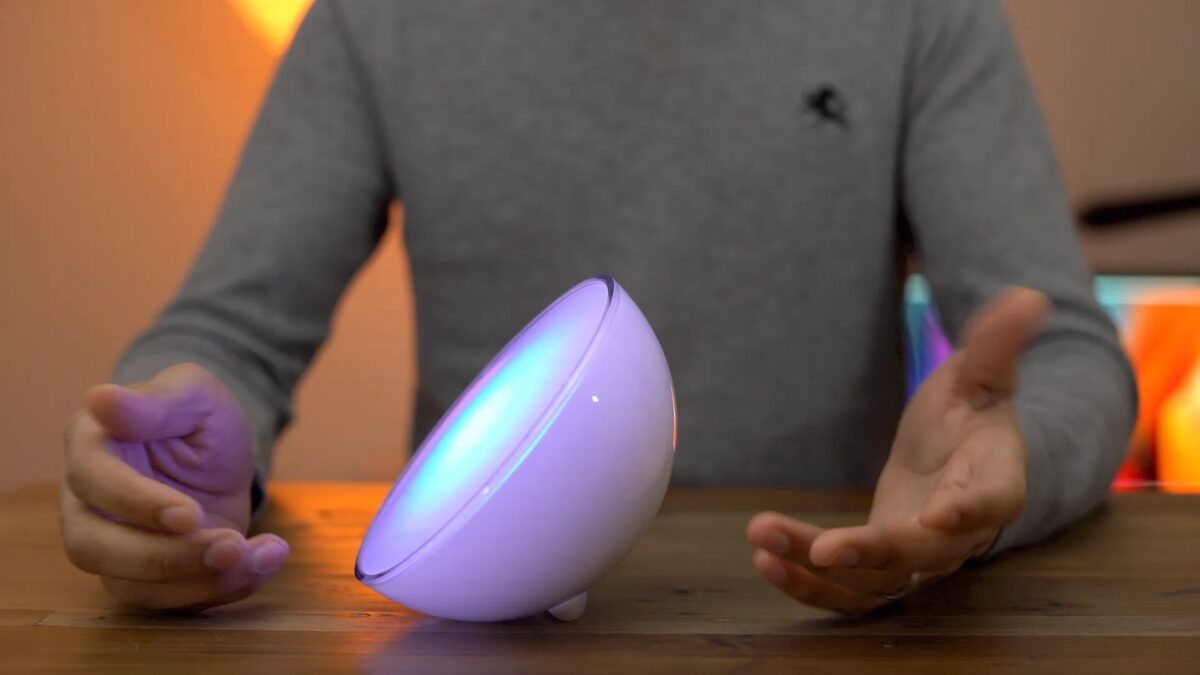 philips hue go 03.jpg