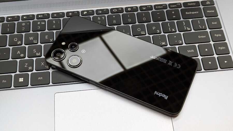 Топ-5 недорогих смартфонов в качестве подарка на Новый год 9 смартфон