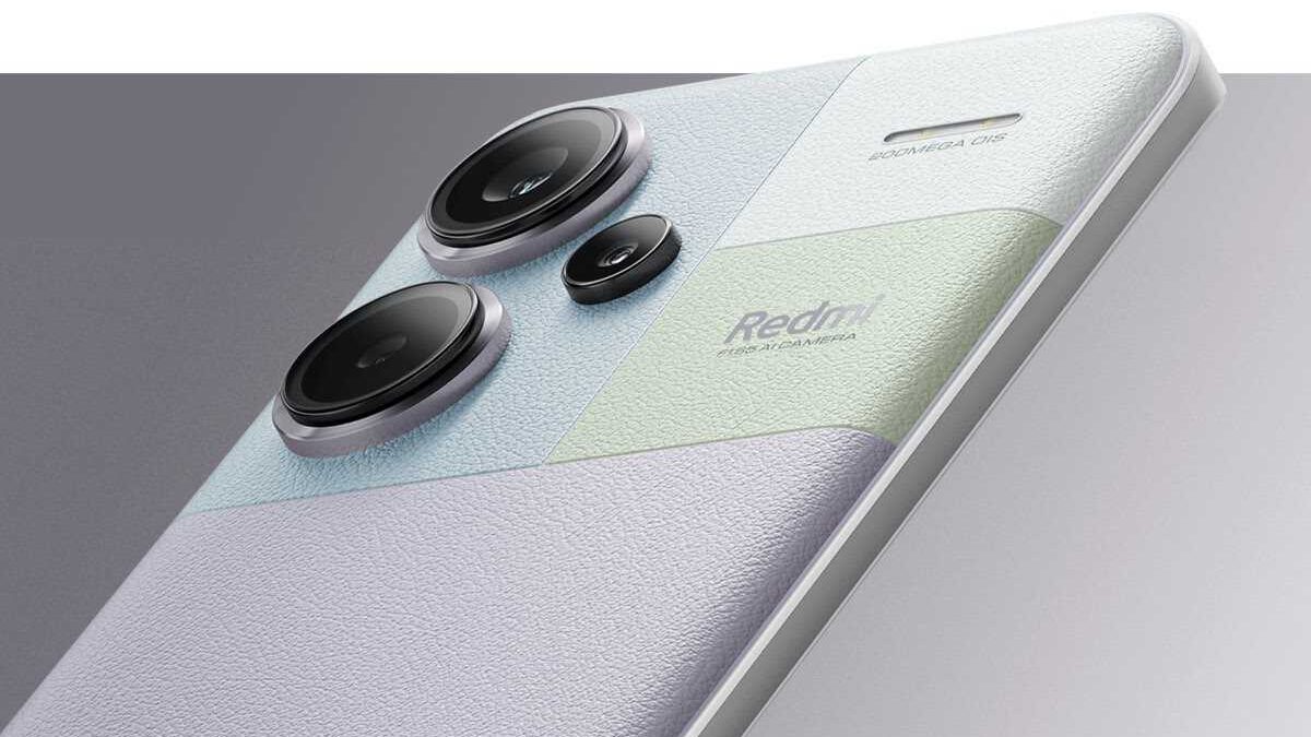 Задняя панель Redmi Note 13 с тремя камерами и текстурой корпуса