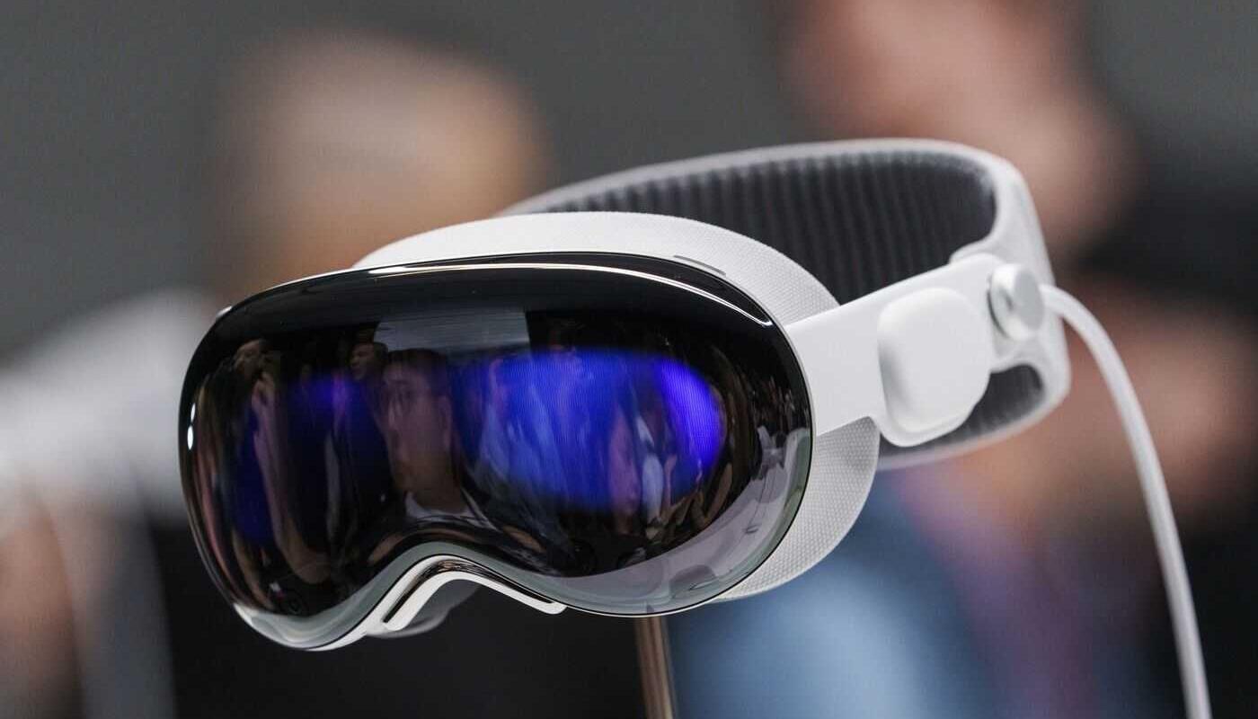 Apple рассказала, сколько стоит ремонт гарнитуры Vision Pro 2 81f301fadeefba74e86b031e57482da1