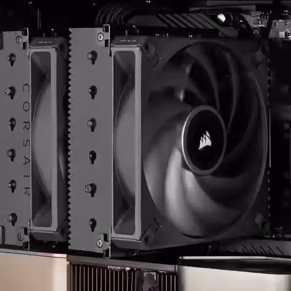 Кулер Corsair A115 с двумя вентиляторами внутри корпуса