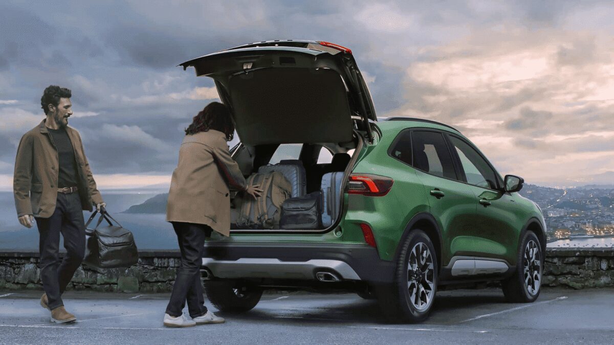 Ford выпустил новый Ford Kuga 2024 для Европы 5 ford kuga facelift 2024 2 large