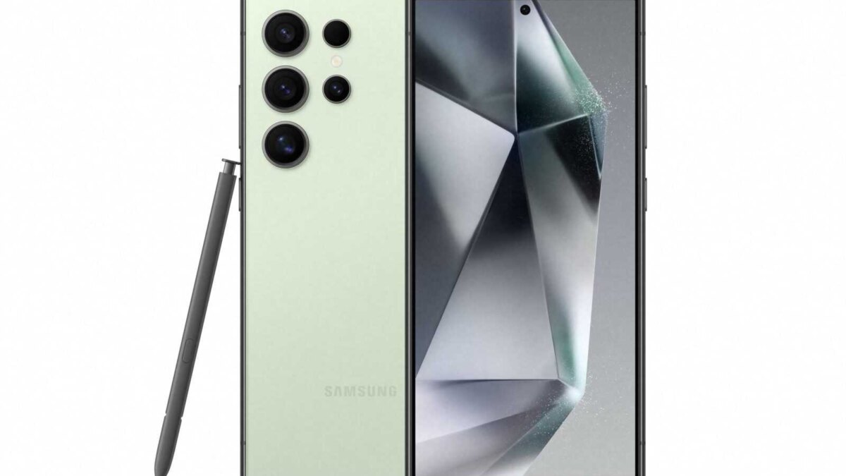 Смартфон Samsung Galaxy S24 Ultra с большим дисплеем и стилусом сбоку