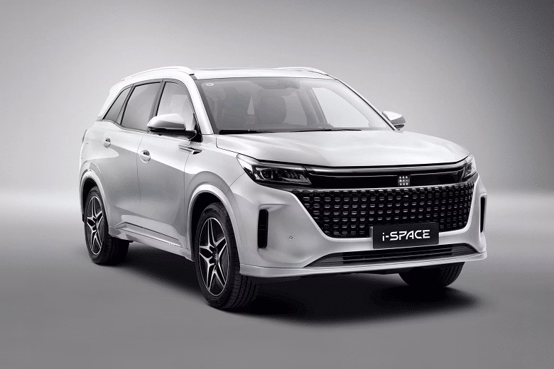 В России стала известна стоимость гибридного кроссовера Evolute i-Space 6 i space 2 8ea large