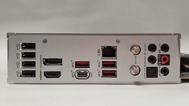 Боковой вид системной платы MSI Z790MPower с разъемами