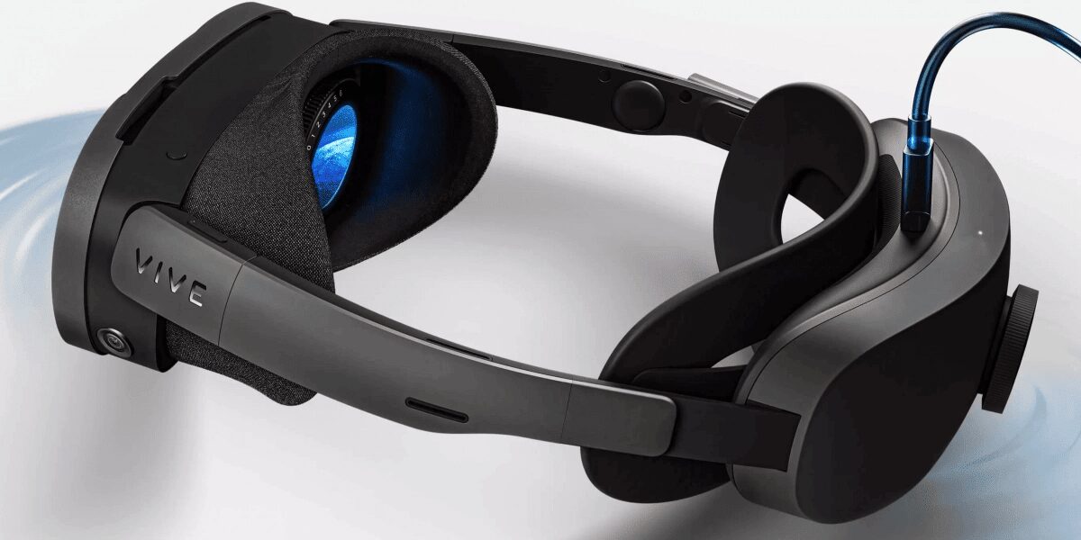VR-шлем HTC Vive XR Elite с встроенными наушниками