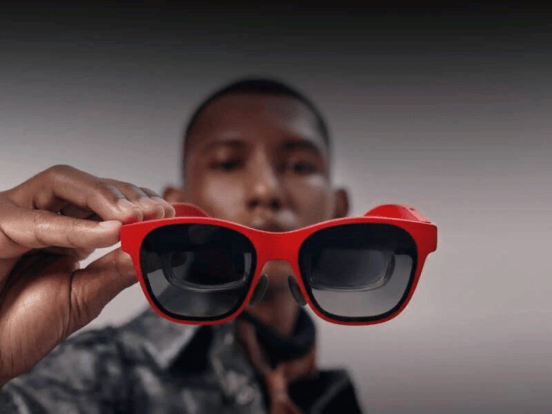 Коллекция виниловых пластинок разных цветов и дизайнов для Гималаев