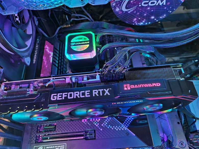 Gainward выпустила видеокарты серии GeForce RTX 40 SUPER 5 light2