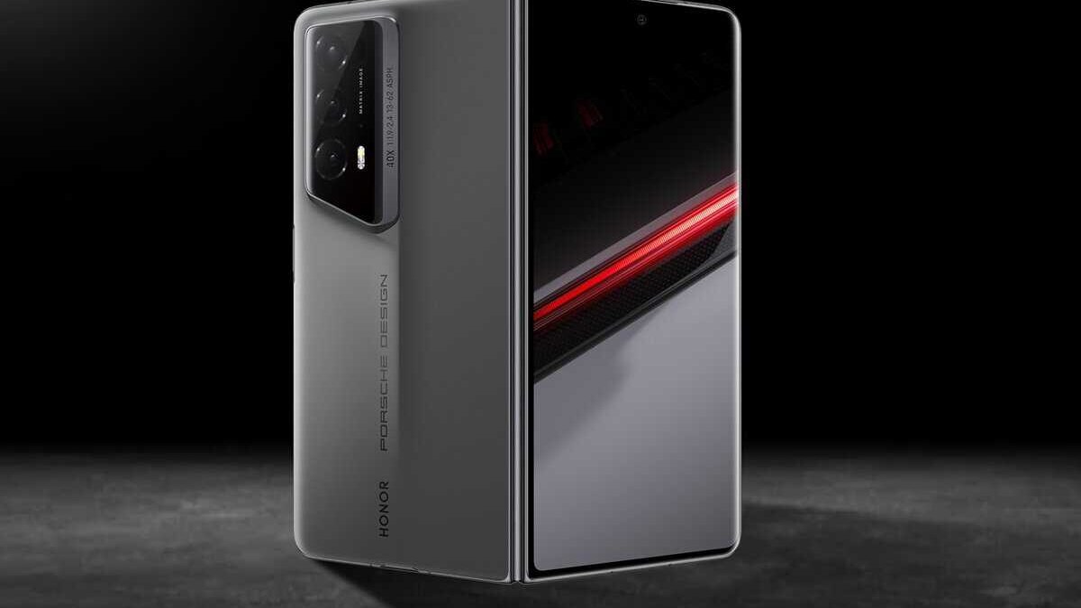 Складной смартфон Honor Magic V2 с черным корпусом и камерой на задней панели