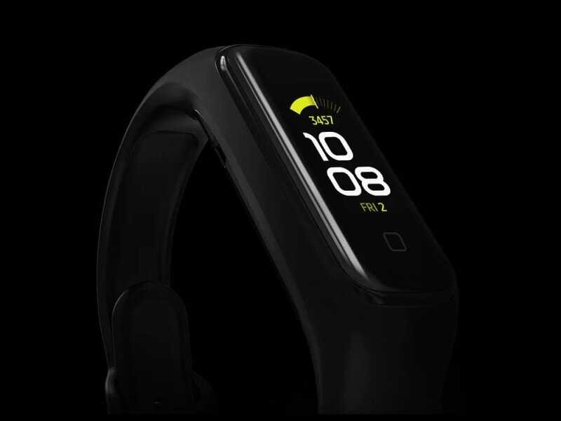 Фитнес-браслет Samsung Galaxy Fit3 с начальным экраном и шагомером