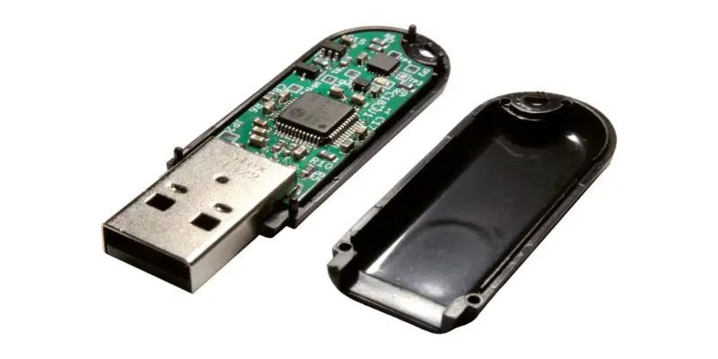 Interrupt Labs выпустил USB-накопитель Ovrdrive с функцией физического самоуничтожения (aqakufz1dm9skp2ud7f0l7detob5zllkvvn xfyglkez6nc00xfbmlp1hait mduhimjsj1jmgjgeee8ekpgzdcnciu)