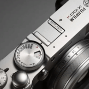 Fujifilm представила компактную камеру X100VI (image 142)
