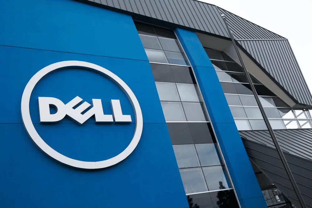 Здание Dell с крупным логотипом на фасаде офисного комплекса, вид с близкого расстояния