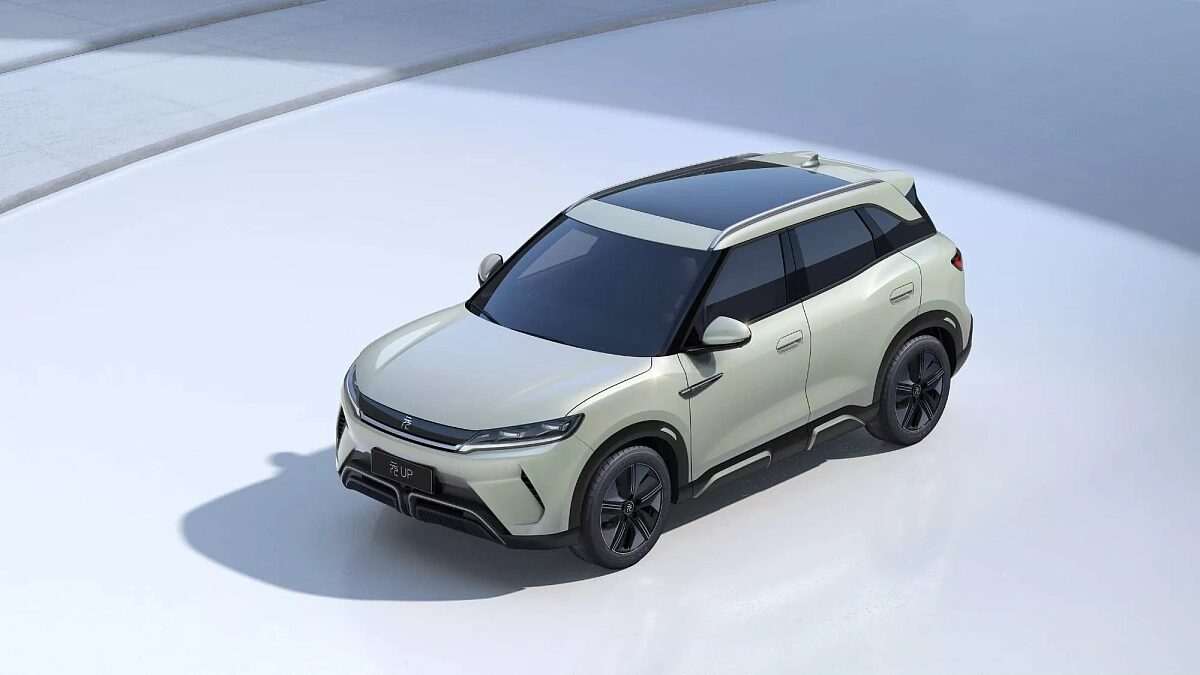BYD анонсировал недорогой электрический кроссовер Yuan Up 2 nqin8pcjr