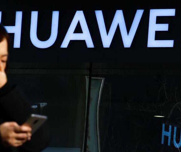 Компания Huawei решила приостановить выпуск смартфонов и отдать приоритет ИИ-чипам (rtx6j511 pic905 895x505 83638)