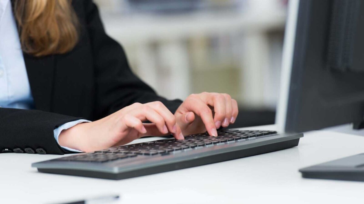 Как разблокировать клавиатуру 8 02se024 titel scaled 1