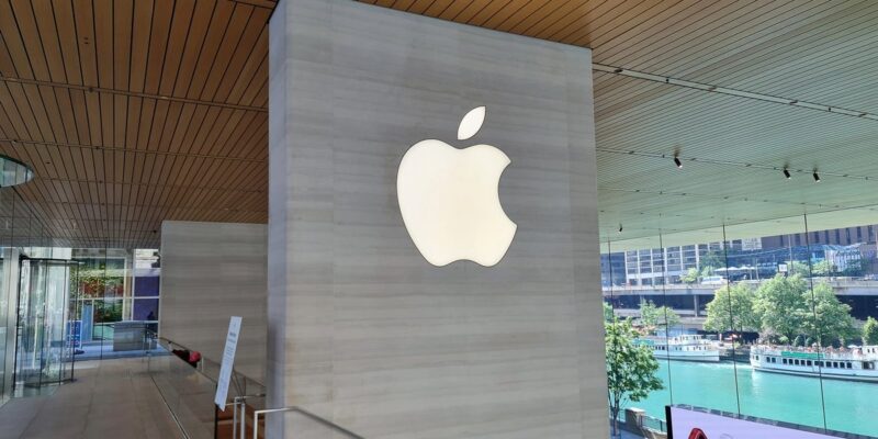Крупным анонсом Apple на WWDC может стать создание AppStore с искусственным интеллектом (apples big wwdc announcement could be the creation of an ai app store.webp)