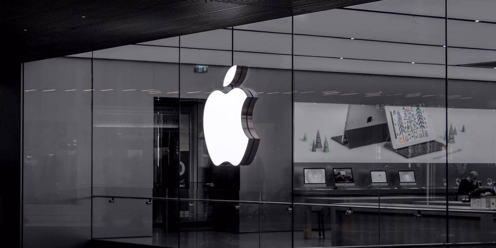Новейшая модель MacBook Air избавилась от важного недостатка предшественника 1 aqakoehgjxzx5g6s5mvv7ehc3fev2lyhodmxe2rlnaxxlr6 weq r0jvs7wpfwrckiqtolksykc0kr7dkoiogutrt5c