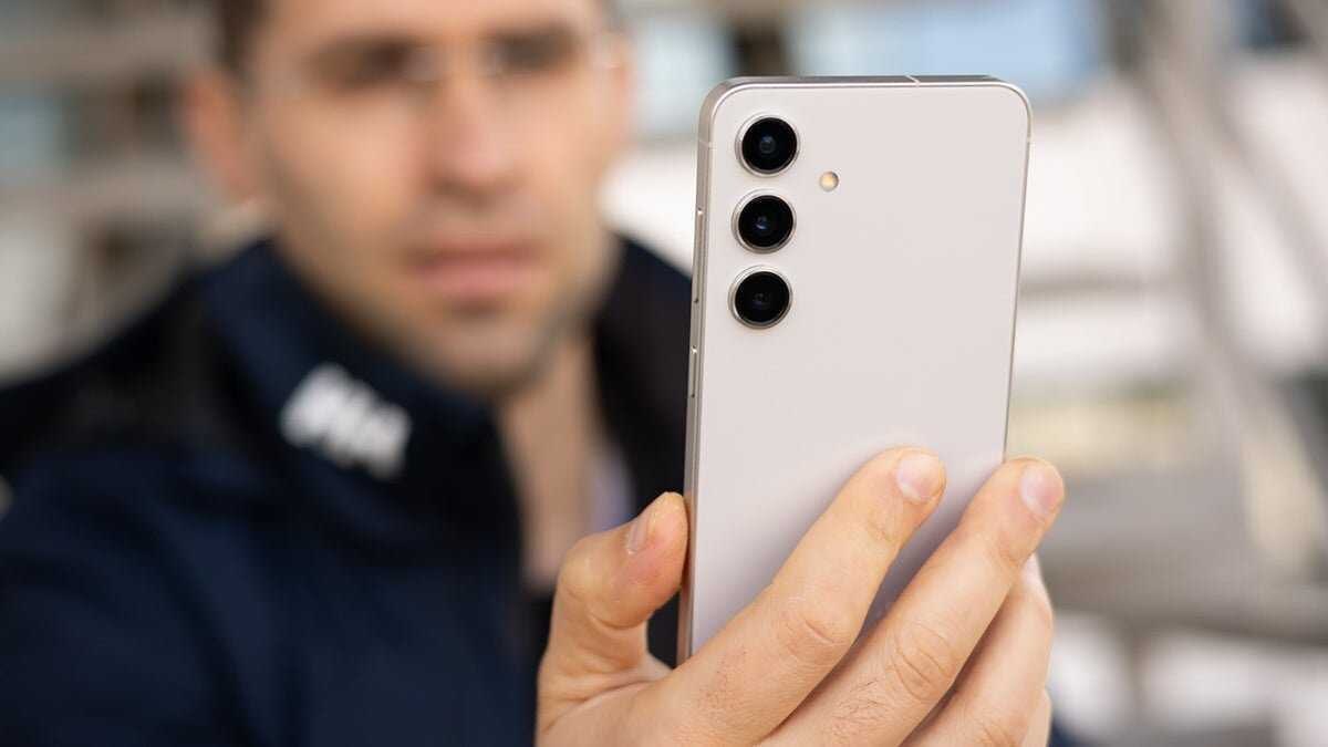 Первые подробности о флагманах Samsung Galaxy S25 слили в сеть 2 aqakyfes5sdaruqwr5hlyxtn9tsky6hrgiuaslfa9u1jmueow2 5u ed8q8gzgycb 56aaimgxkwh5mfchue1ps8fts