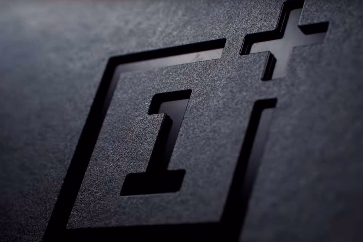 OnePlus 13 с новым блоком камер показали на рендере 2 scale 1200 6 1