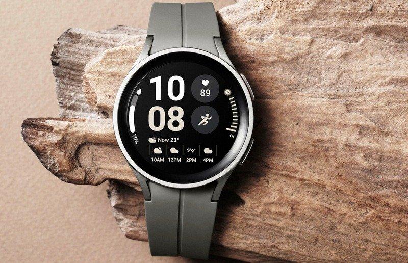 Samsung готовит часы Galaxy Watch7 Pro с большой батареей ()