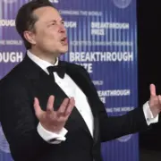 Tesla требует от акционеров предоставить Маску пакет выплат на 56 миллиардов долларов (2024 breakthrough prize ceremony)