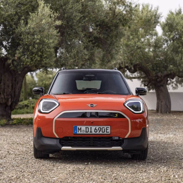2025 mini aceman exterior 103 1