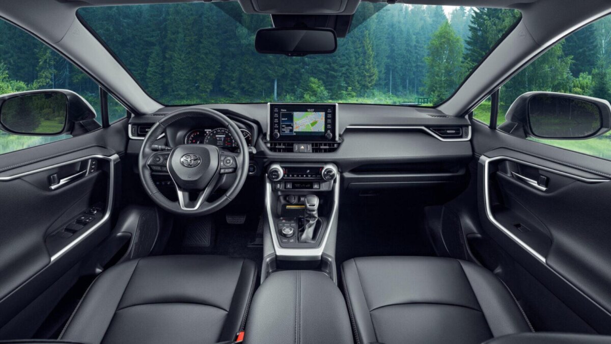 Toyota RAV4 сильно подешевел в России 3 art 6161 v1 scaled e1712299689473