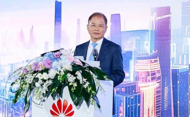Глава Huawei рассказал шаги по освоению ИИ 1 eric xu huawei chair has24