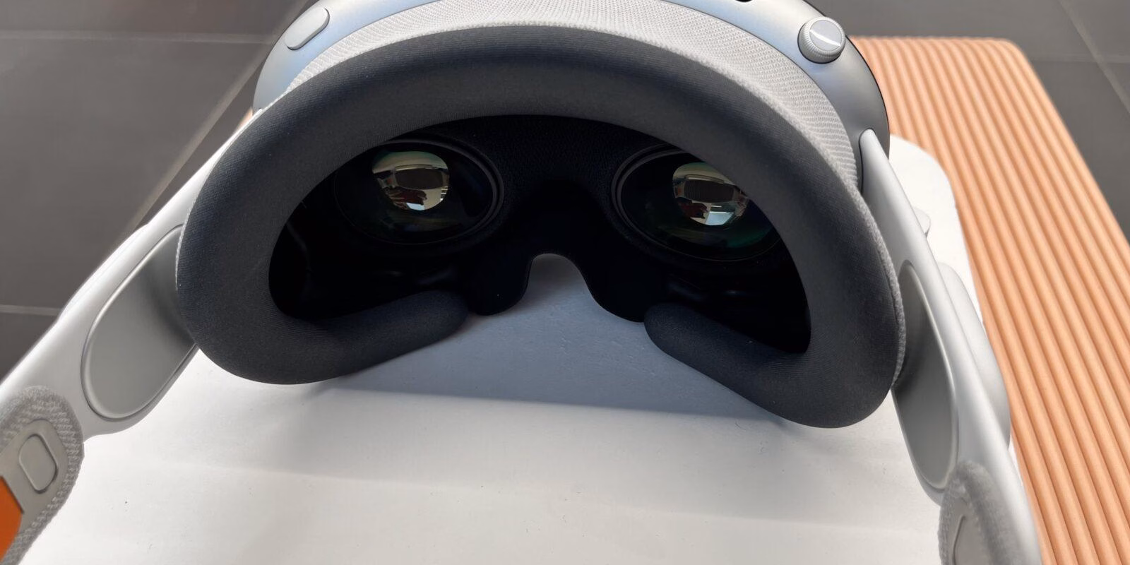 Apple сокращает производство Vision Pro из-за низкого спроса 2 img 0106