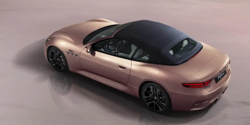 Электрокар Maserati GranCabrio Folgore дебютирует в 2025 году (maserati 100925930 h)