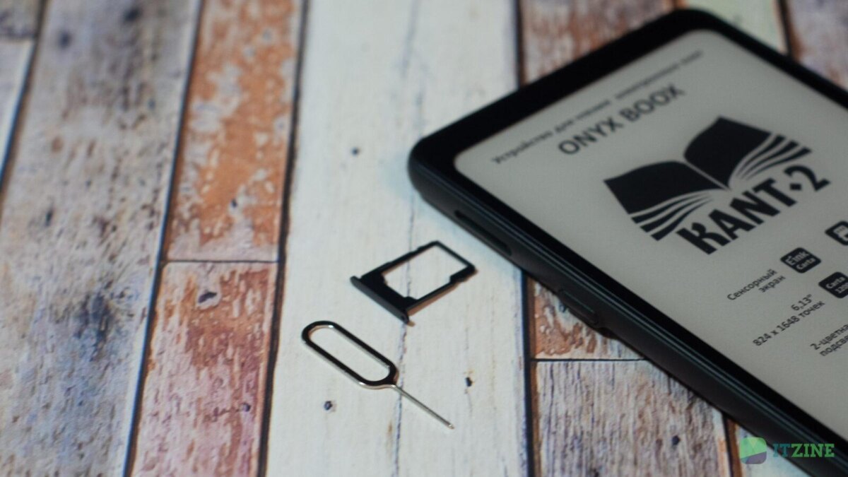 Карта SIM и слот для SD карты на электронном ридере Onyx Boox Kant 2