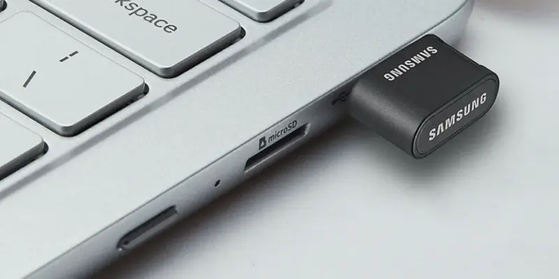 Samsung представил защищенные флешки Bar Plus и Fit Plus на 512 ГБ (orig)