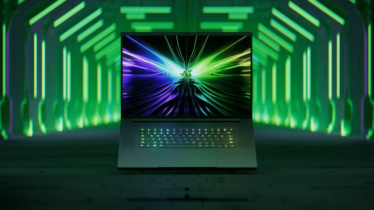 Razer показал флагманский игровой ноутбук с RTX 4090 — Blade 18 (2024) 5 s24002 razer blade18 frame01 v01