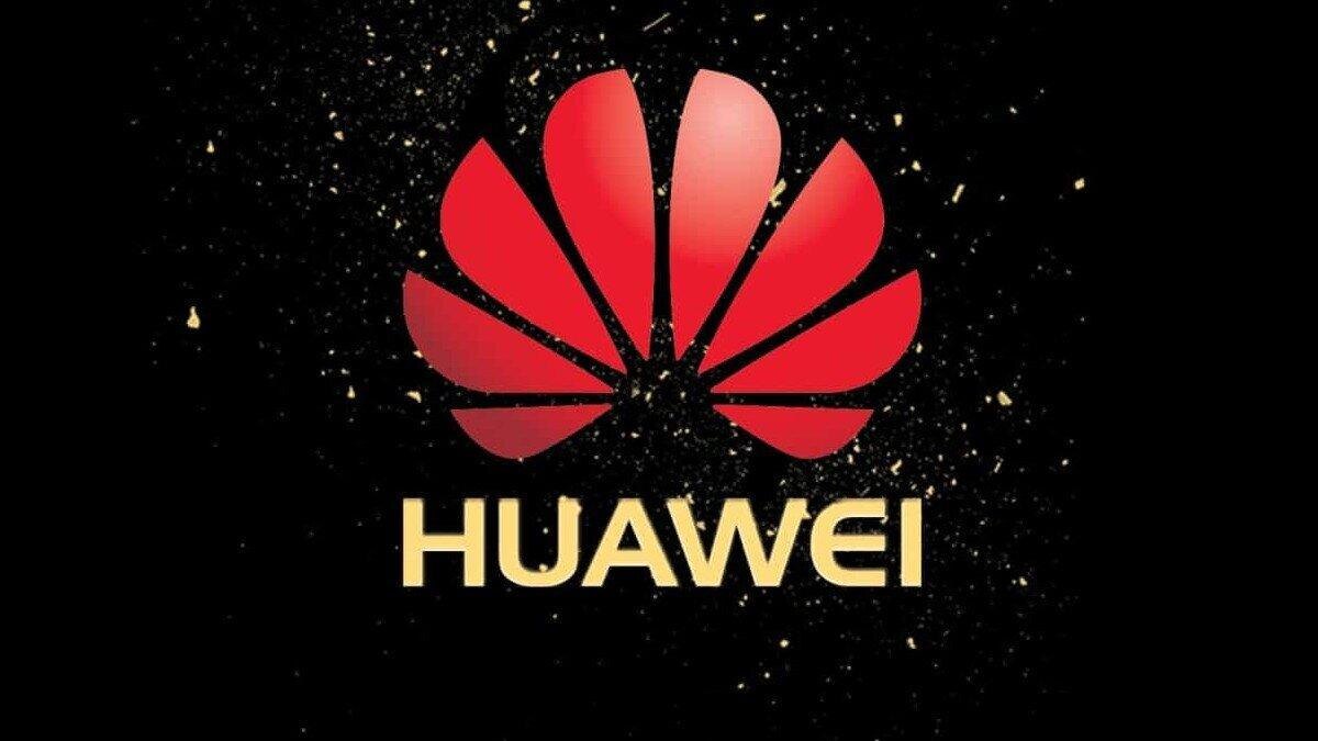 На «живых» фото показали смарт-часы HUAWEI WATCH 4 Pro Space Exploration Edition