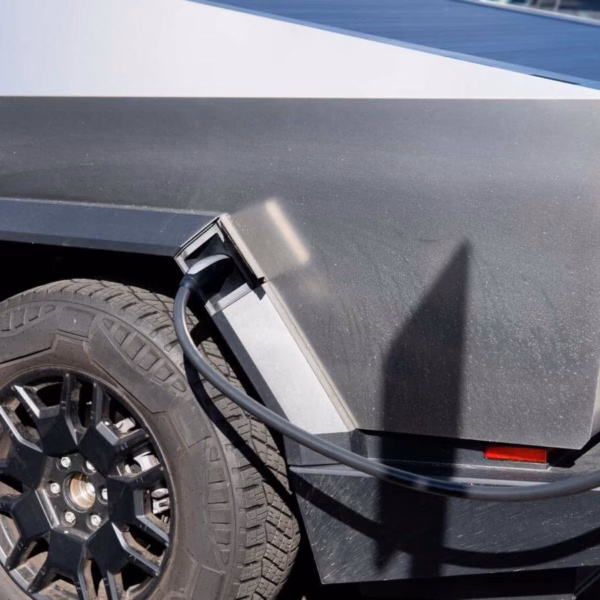 tesla cybertruck review