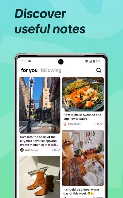 Смартфон с приложением TikTok Notes демонстрирует интерфейс функция подсказки