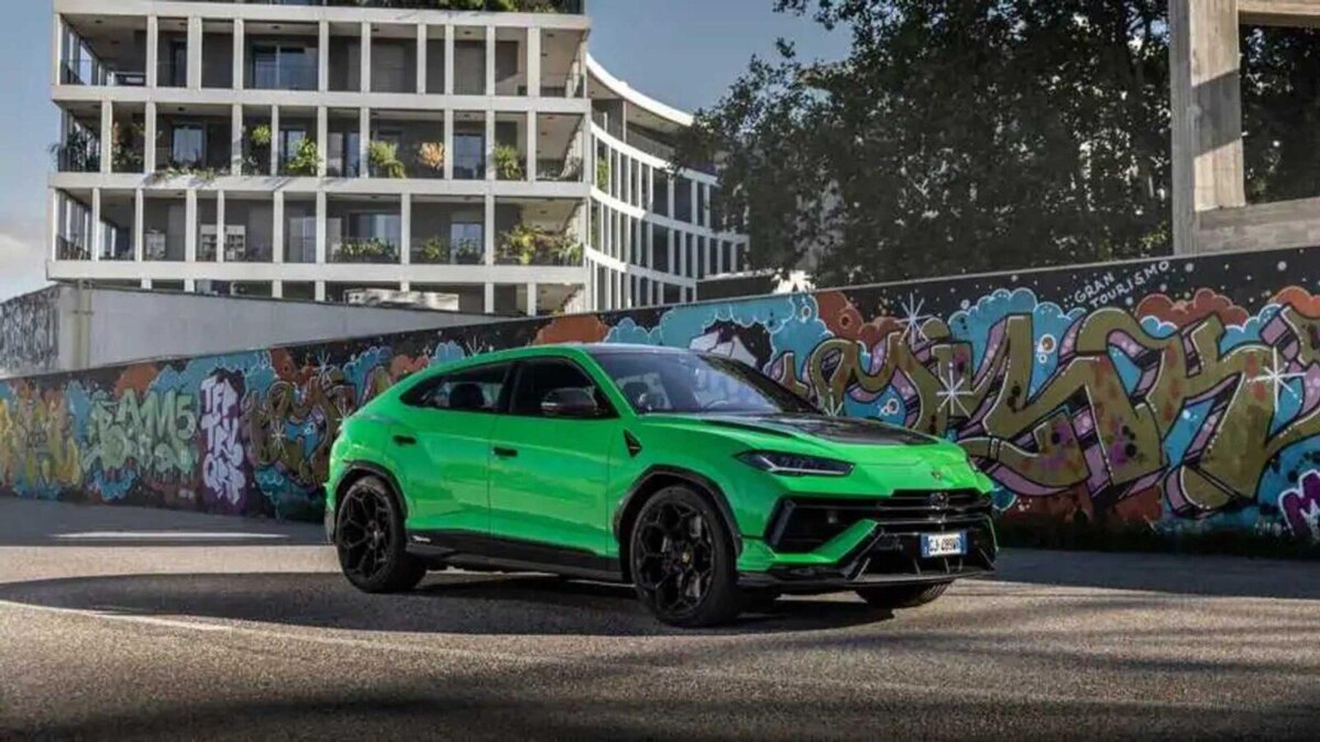 Lamborghini Urus отзывают из-за капота, который может отлететь на высокой скорости 8 2023 lamborghini urus performante 5