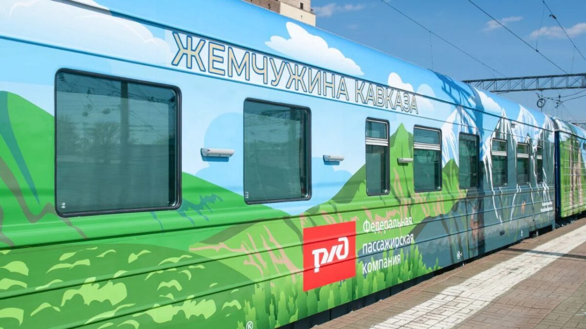 «РЖД» презентовал первый поезд с сауной, прачечной и душевыми кабинками 5 aqakdr3rntm uspouczr0bws3cfruqxicnlurrot973hfvylcsgcsfp6lbzgadk0ddteykfwh0ewgv2mxmu5za3hmae